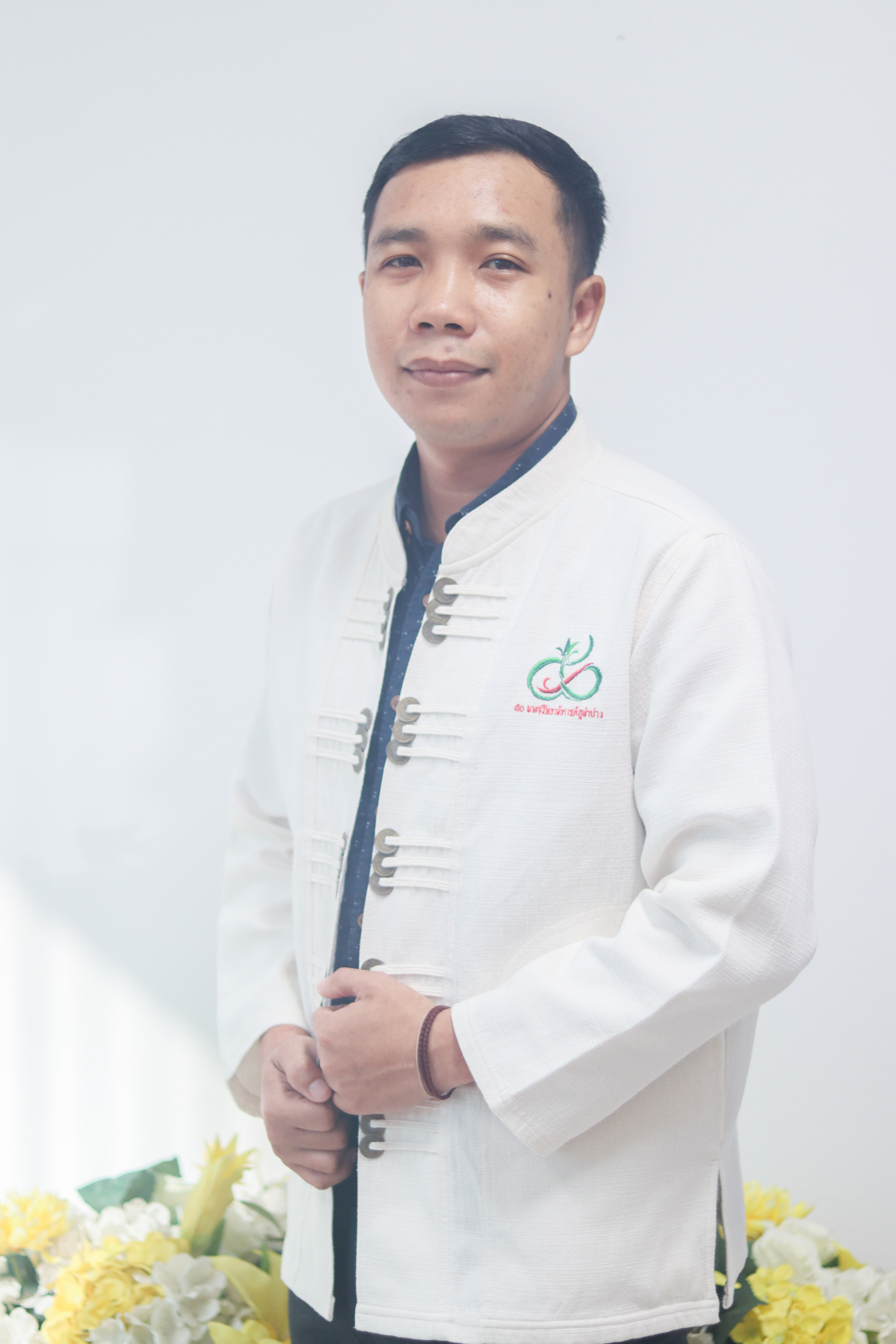 วรรักษ์  หน่อสีดา